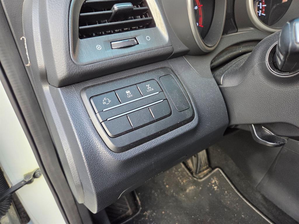 Ssangyong Tivoli 2018 Blanco - Importación desde Corea - HF Imports Iquique - Foto 14