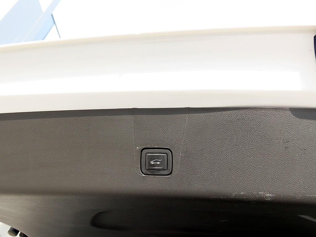 Chevrolet Travers 2021 Blanco - Importación desde Corea - HF Imports Iquique - Foto 16