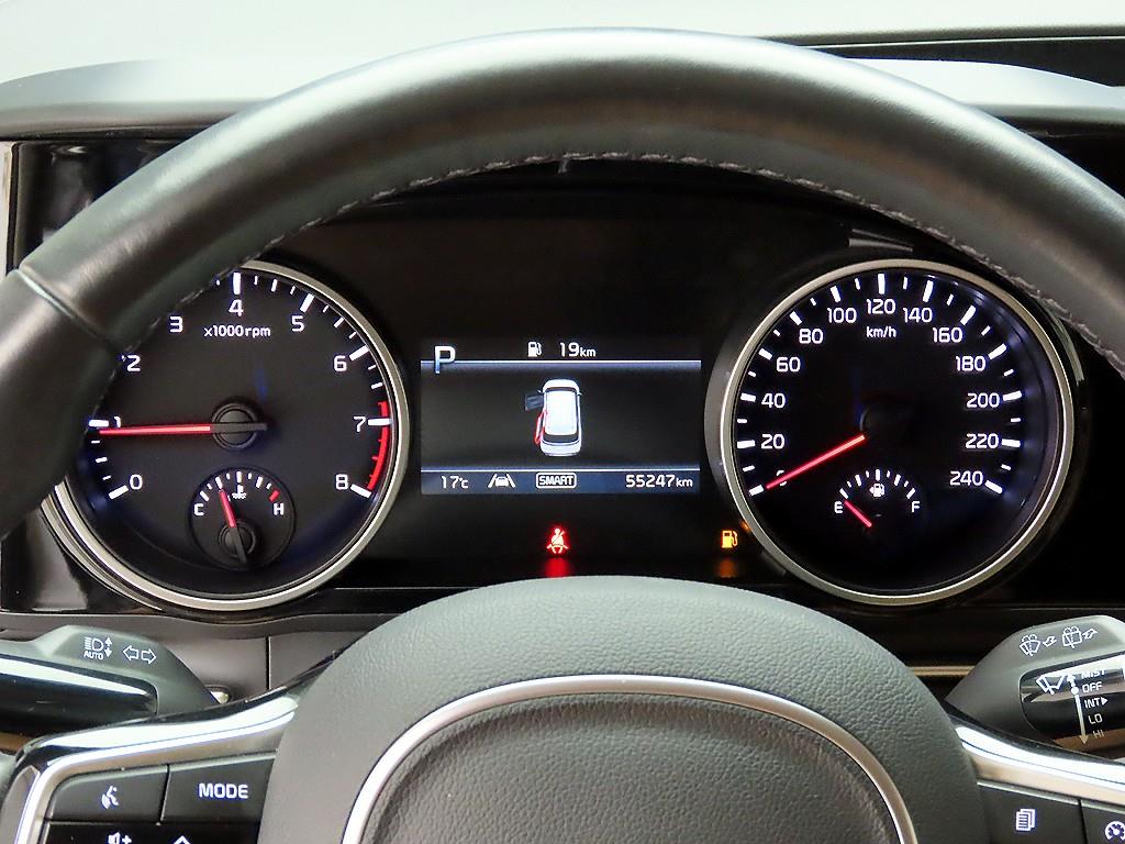 KIA Carnival - Vista 6