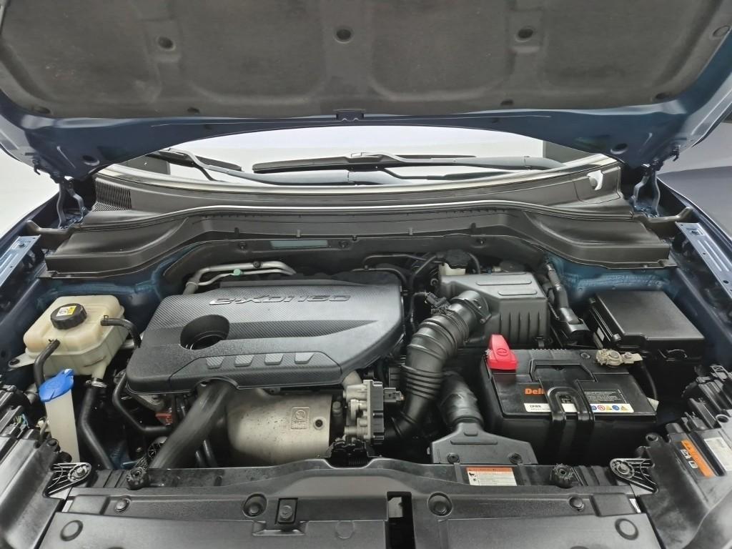 Ssangyong Tivoli - Vista 5