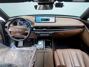 Genesis G80 - Vista 10