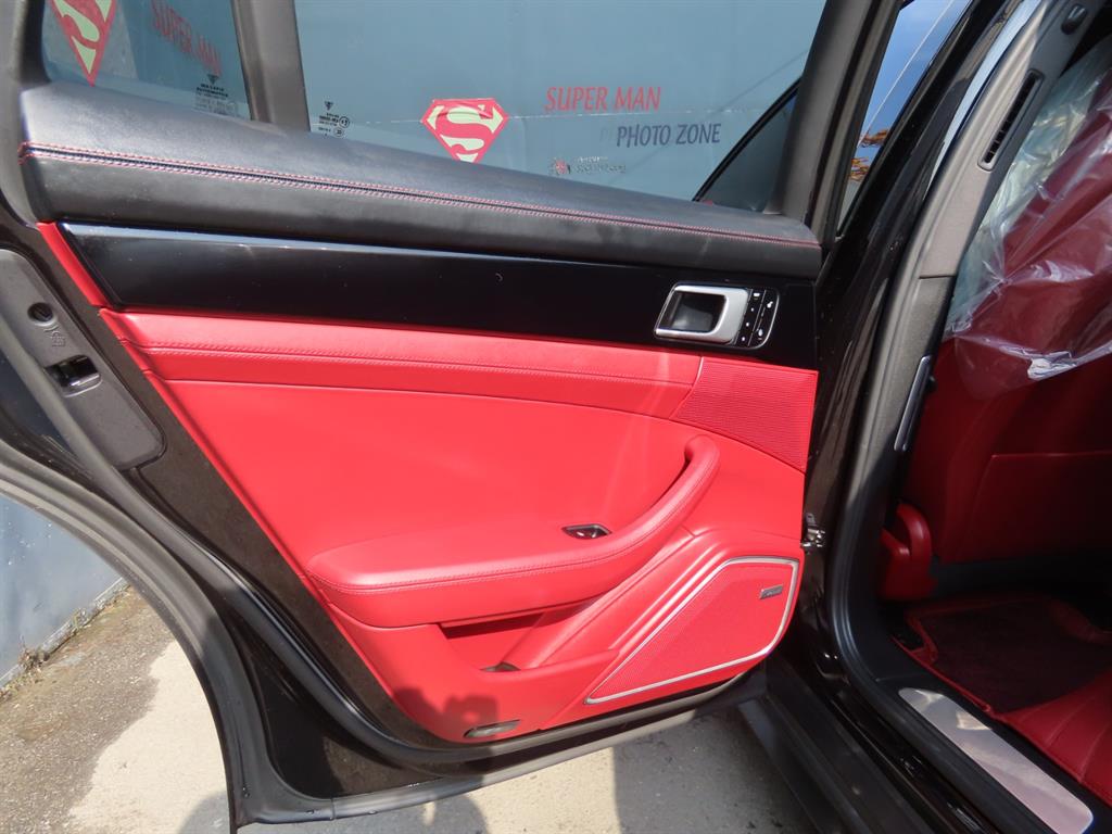 Porsche Panamera - Vista 11