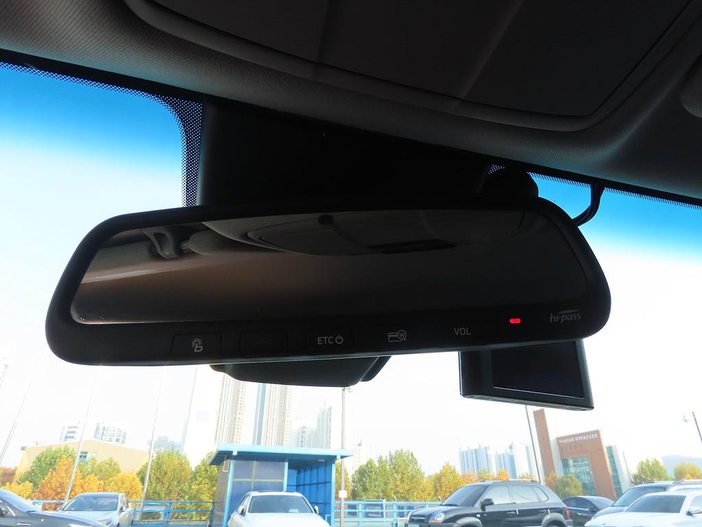 HYUNDAI Grandeur 2019 Gris - Importación desde Corea - HF Imports Iquique - Foto 17