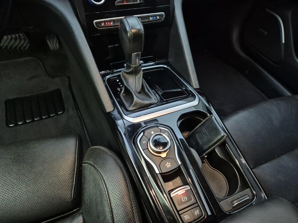 SAMSUNG SM6 - Vista 8