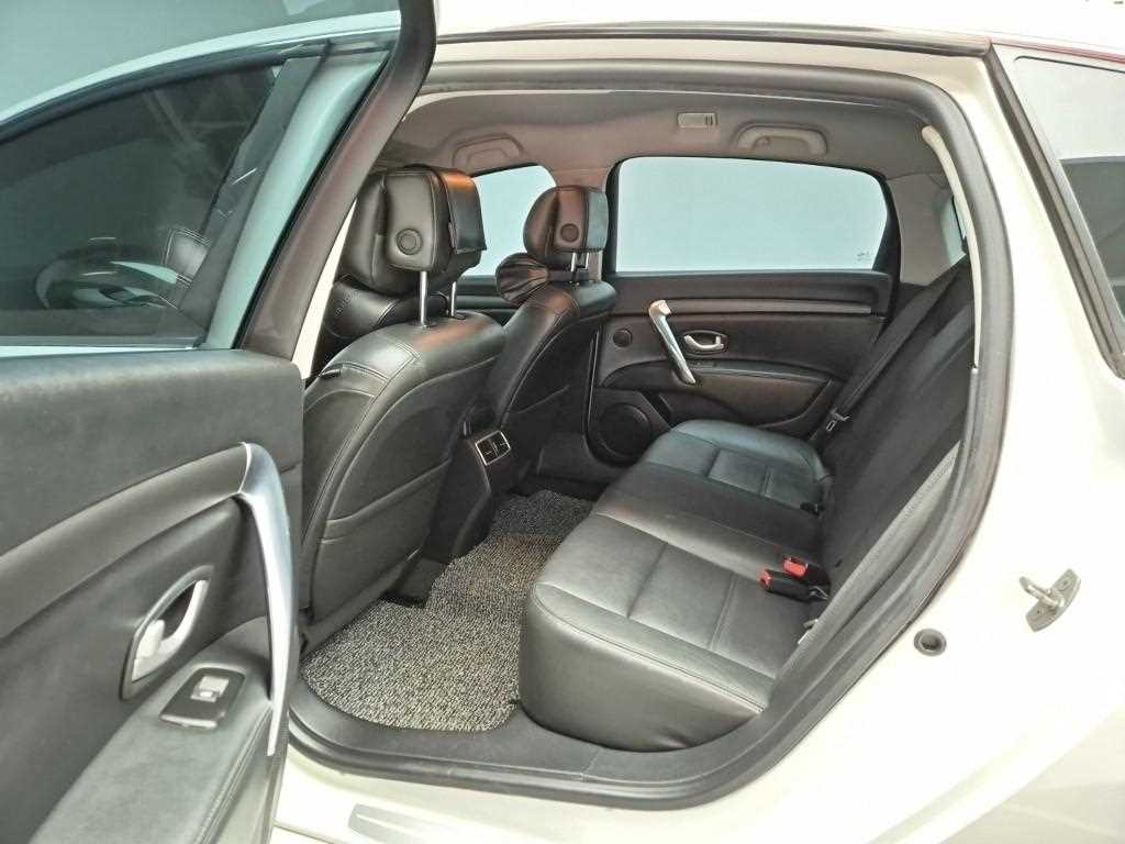 SAMSUNG SM7 - Vista 12