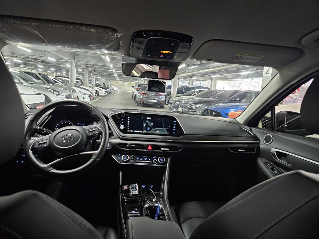 HYUNDAI Sonata - Vista 10