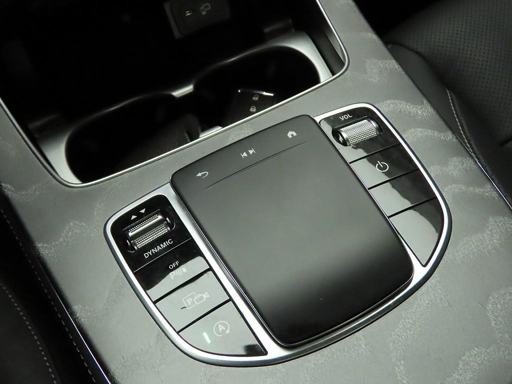 Mercedes Benz E class - Vista 11