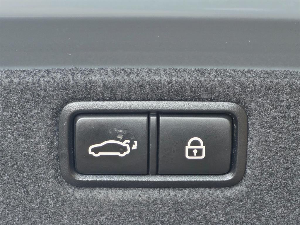 Genesis G80 2018 Gris - Importación desde Corea - HF Imports Iquique - Foto 18