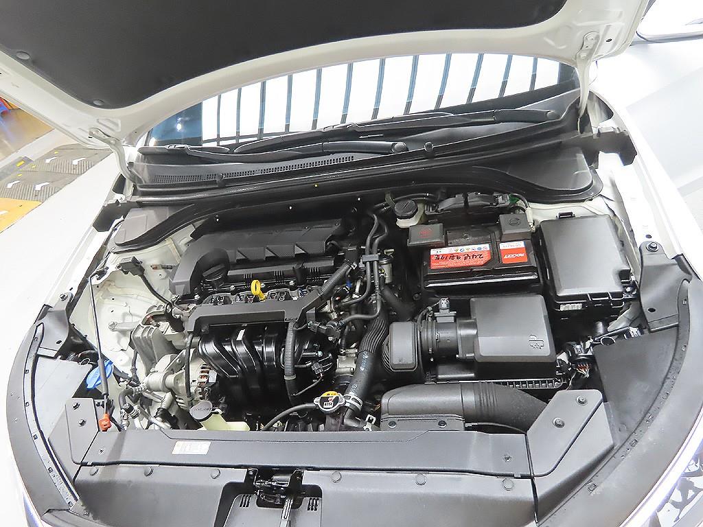 HYUNDAI Avante 2020 Blanco - Importación desde Corea - HF Imports Iquique - Foto 7