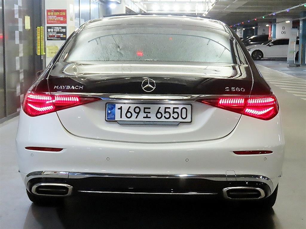 Mercedes Benz S Class - Vista 5