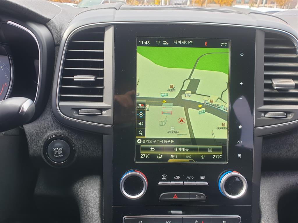 SAMSUNG QM6 - Vista 9