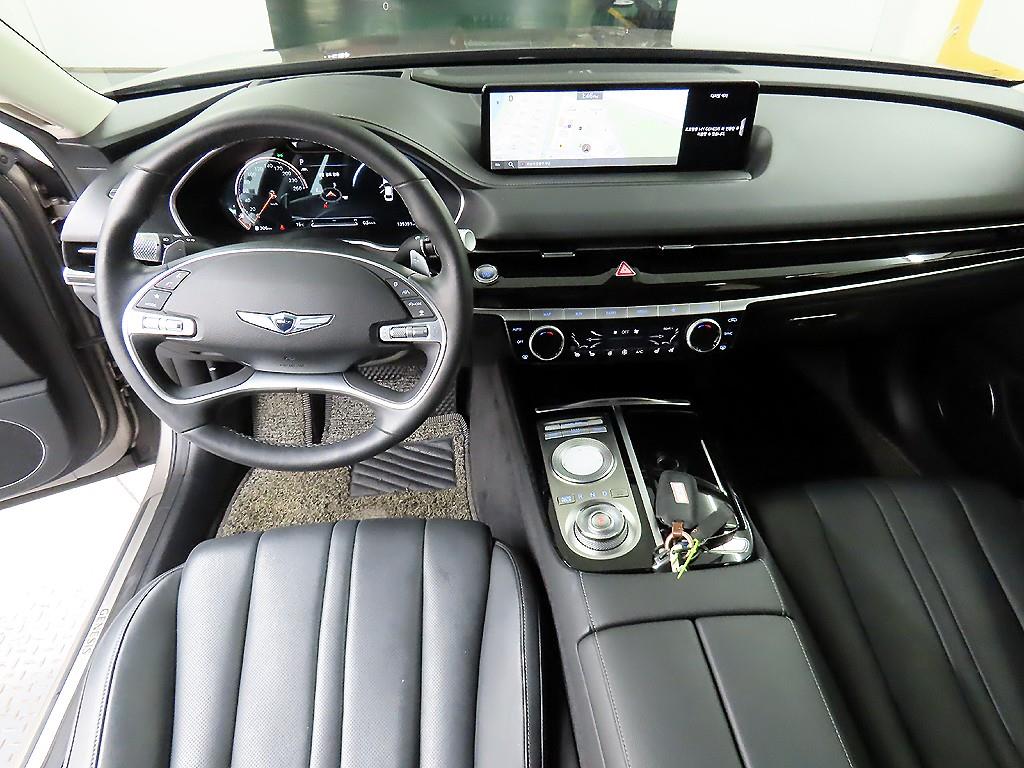 Genesis G80 - Vista 7