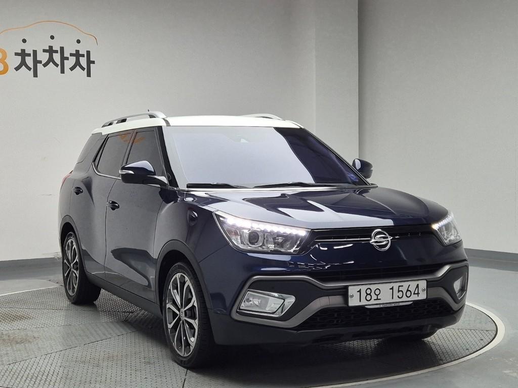 Ssangyong Tivoli - Vista 4