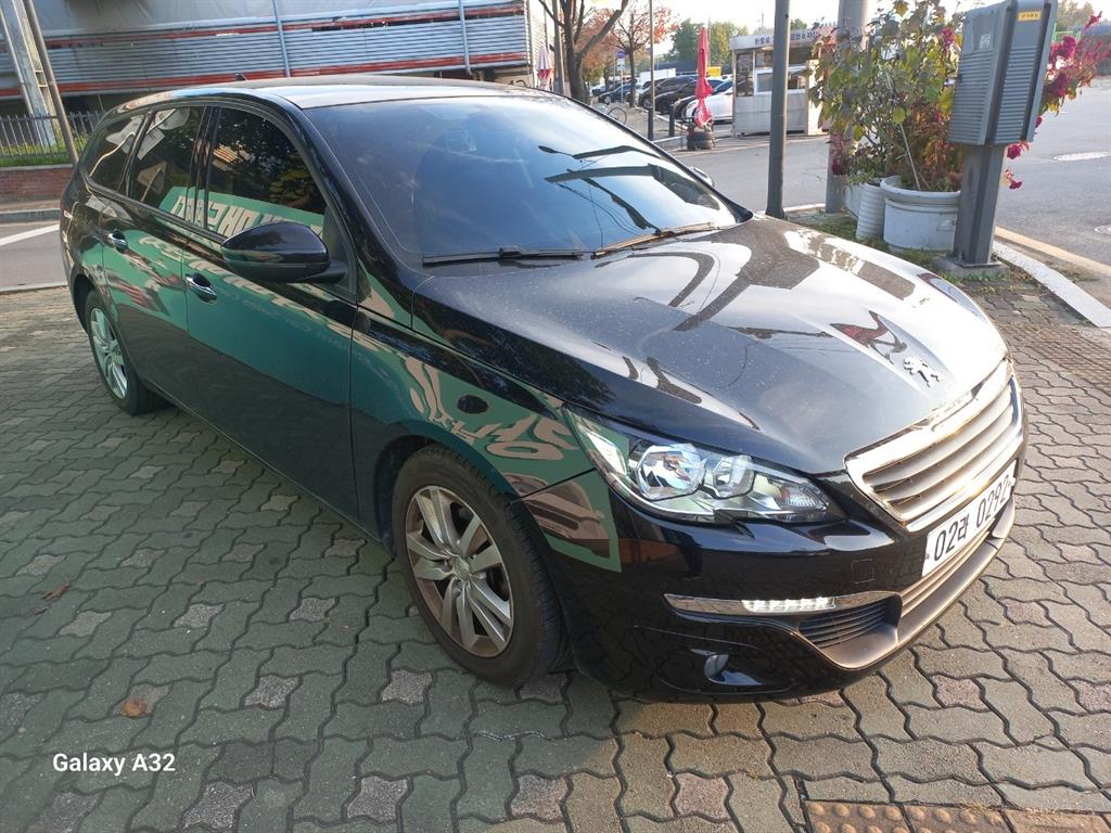 Peugeot 308 - Vista 3