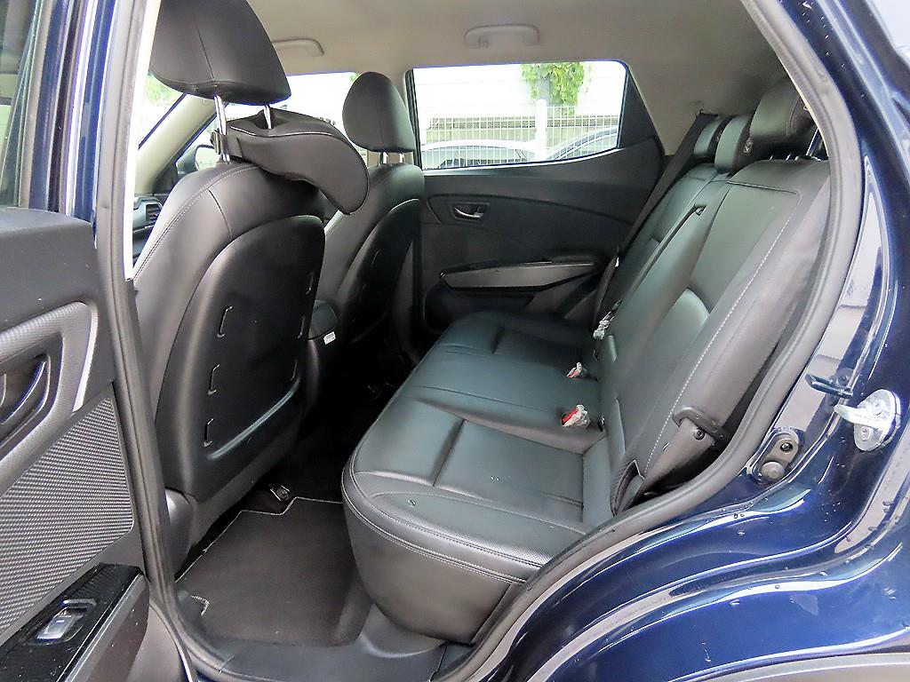 Ssangyong Tivoli - Vista 6