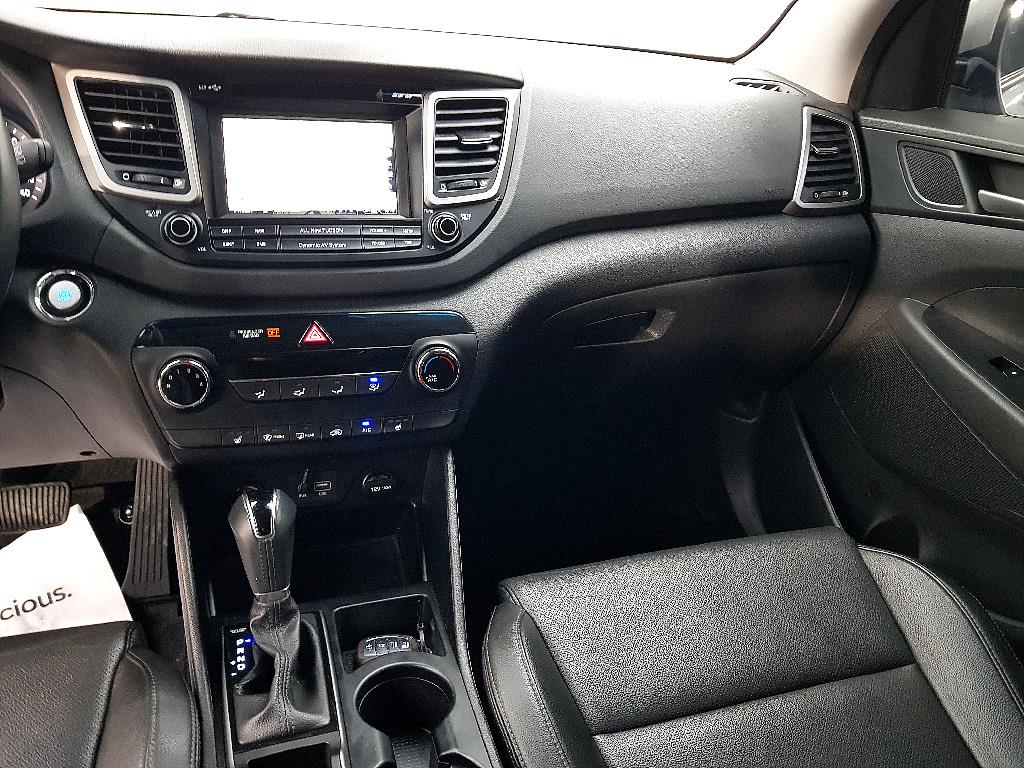 HYUNDAI Tucson - Vista 10