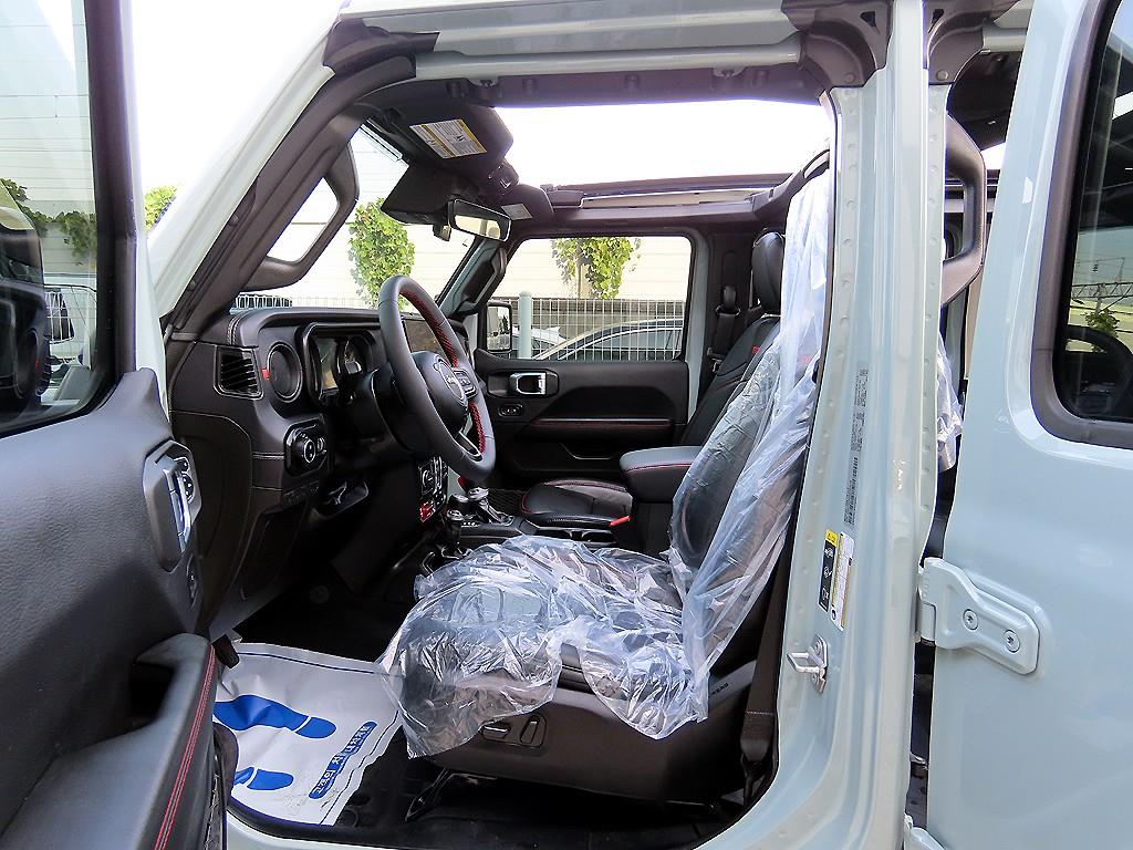 Jeep Wrangler - Vista 5