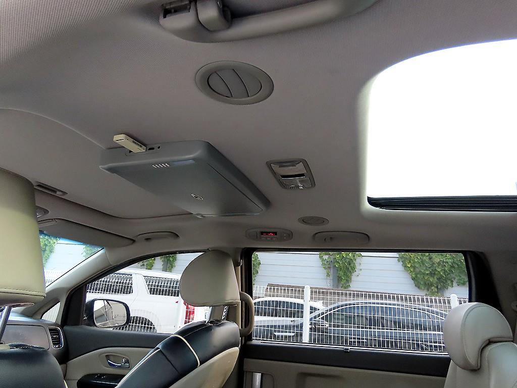 KIA Carnival 2016 - Importación desde Corea - HF Imports Iquique - Foto 17