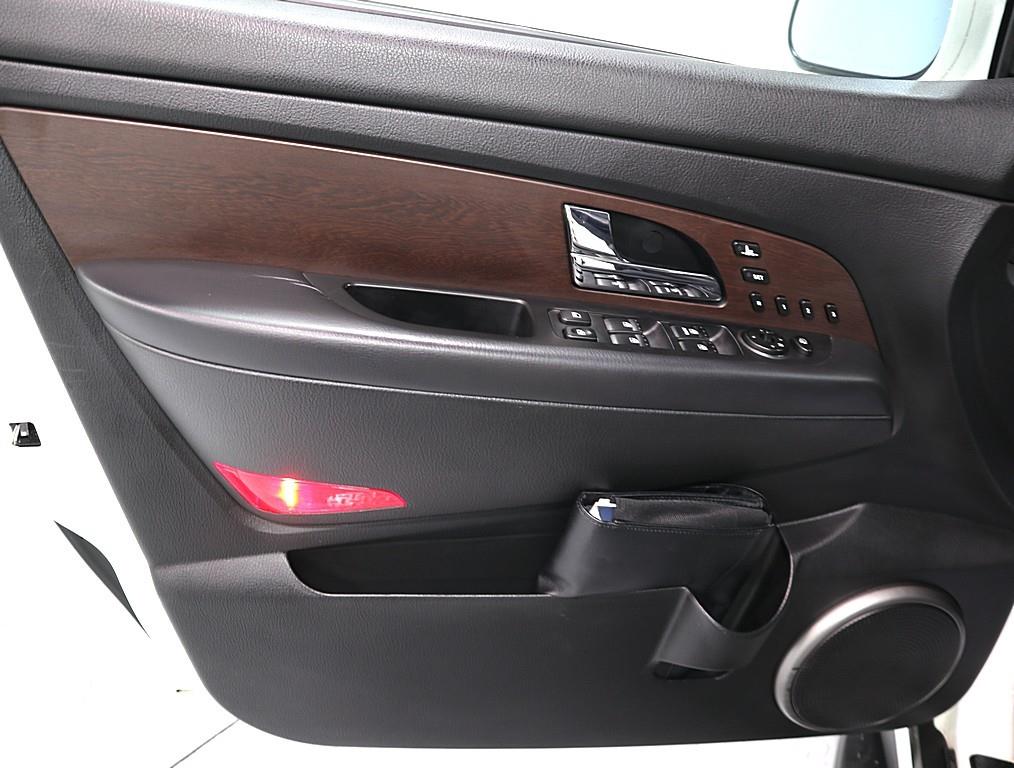 Ssangyong Rexton 2015 Blanco - Importación desde Corea - HF Imports Iquique - Foto 19