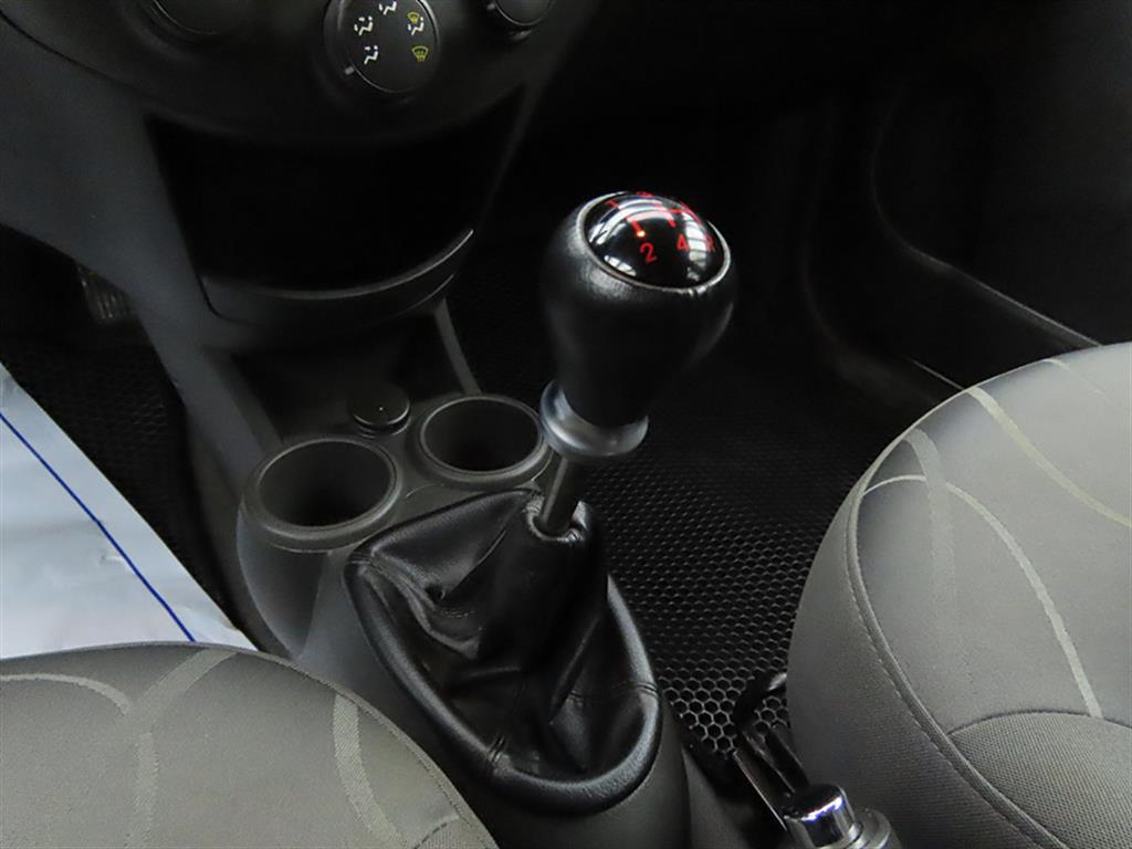 Chevrolet Spark - Vista 11