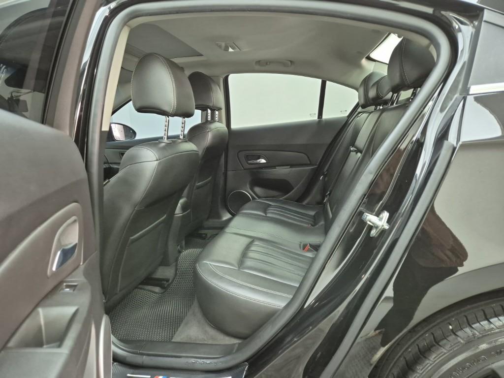 Chevrolet Cruise - Vista 12