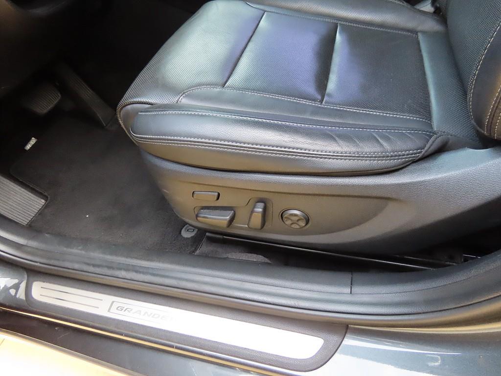 HYUNDAI Grandeur 2019 Gris - Importación desde Corea - HF Imports Iquique - Foto 16