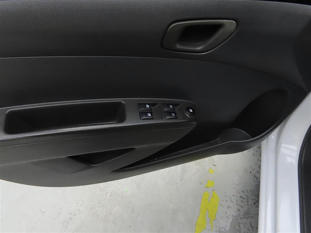 Chevrolet Spark - Vista 12