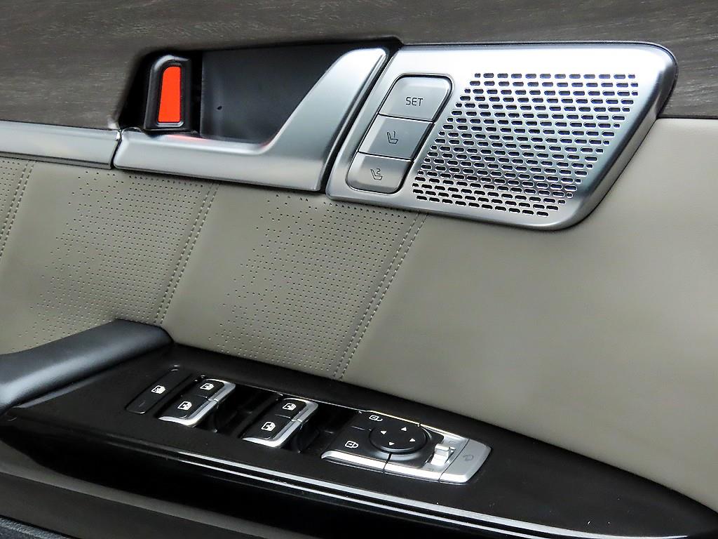 KIA Mohave - Vista 11