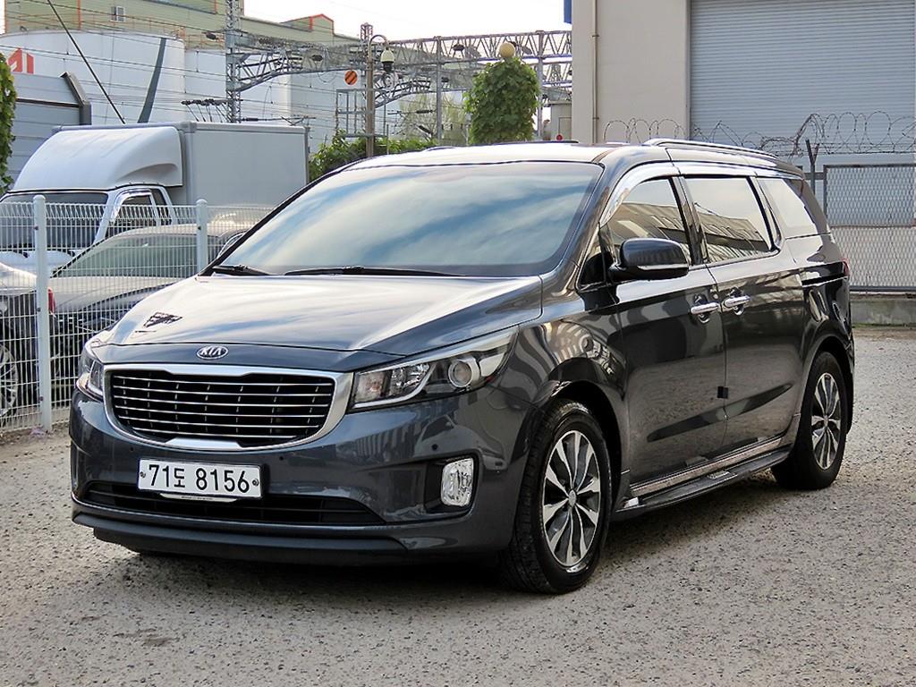 KIA Carnival - Vista 2