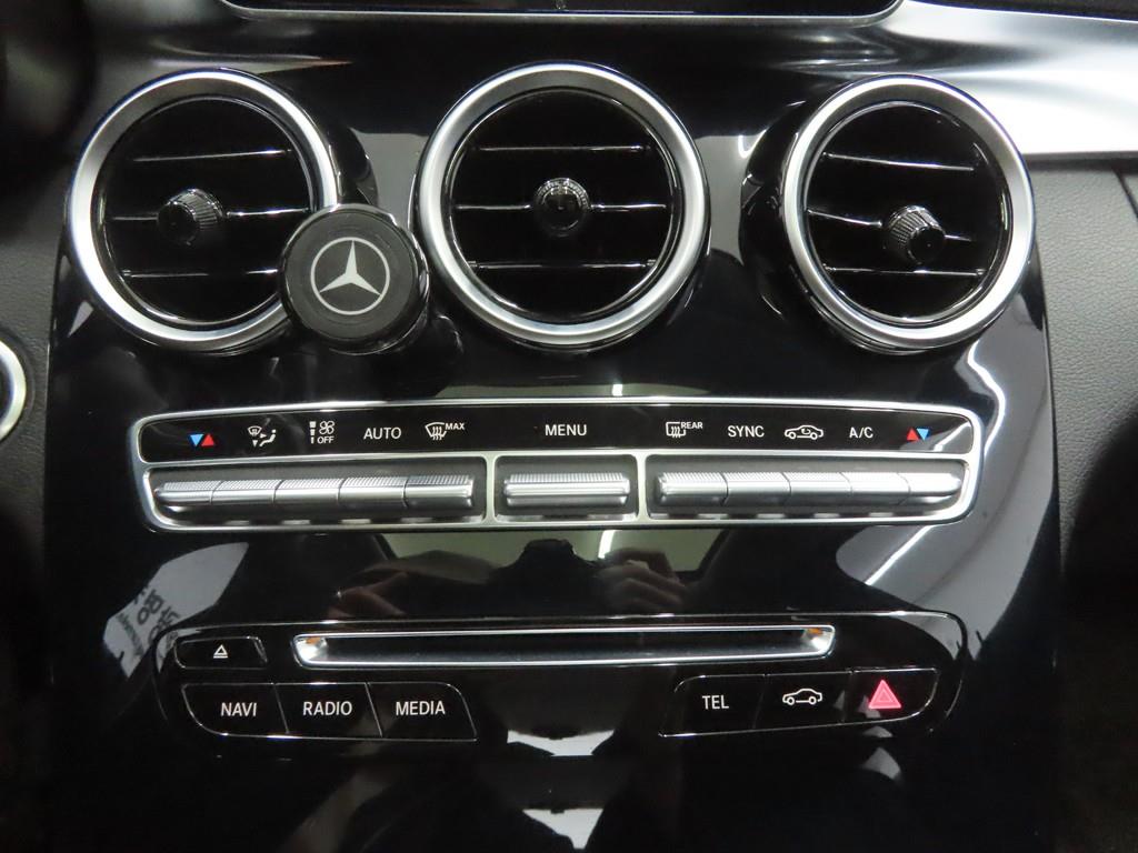 Mercedes Benz C Class - Vista 12