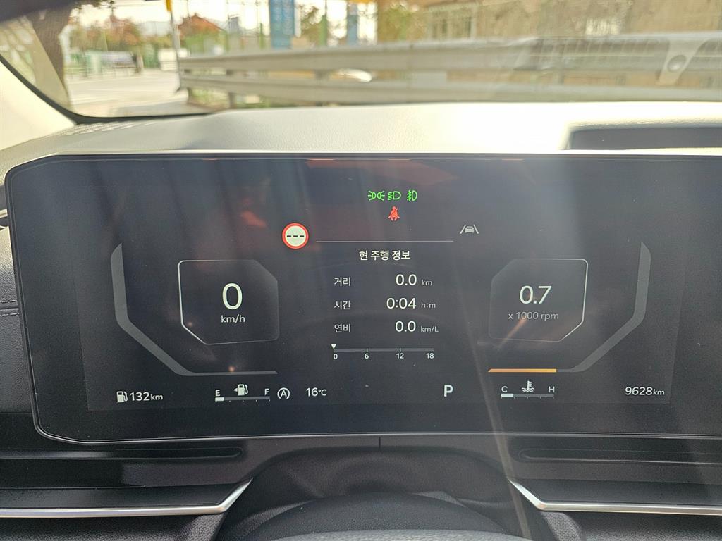 KIA Carnival 2025 Blanco - Importación desde Corea - HF Imports Iquique - Foto 14