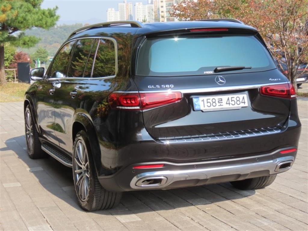 Mercedes Benz GLS Class - Vista 7