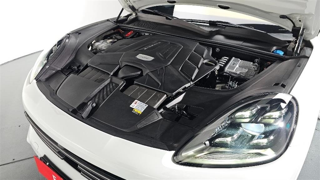 Porsche Cayenne - Vista 6