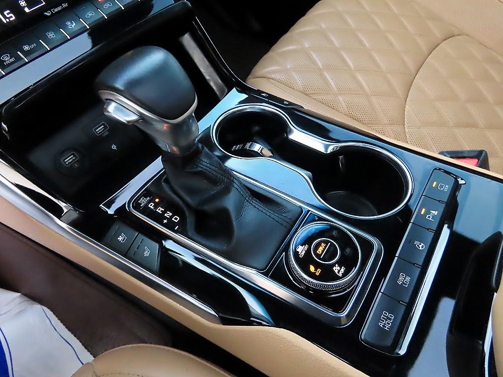 KIA Mohave - Vista 11