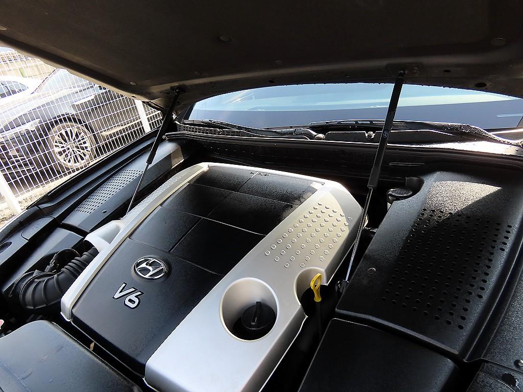 HYUNDAI Equus 2010 Negro - Importación desde Corea - HF Imports Iquique - Foto 19