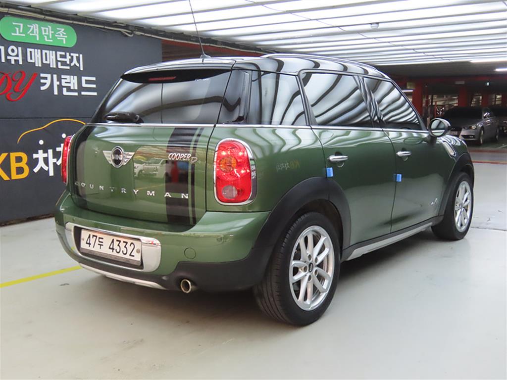 Mini Countryman - Vista 4