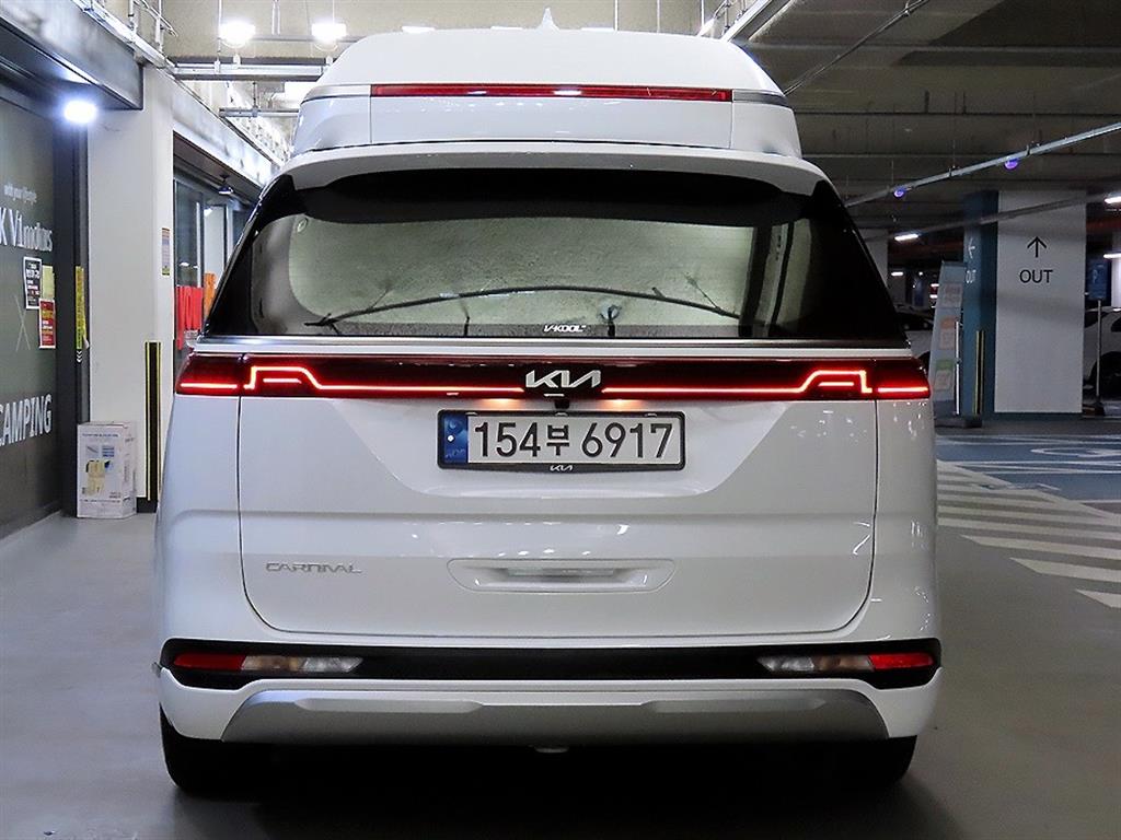 KIA Carnival - Vista 5