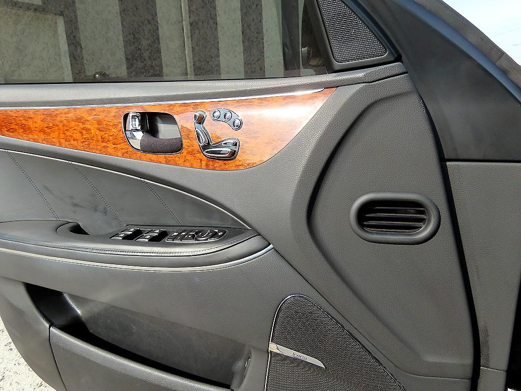 HYUNDAI Equus - Vista 11