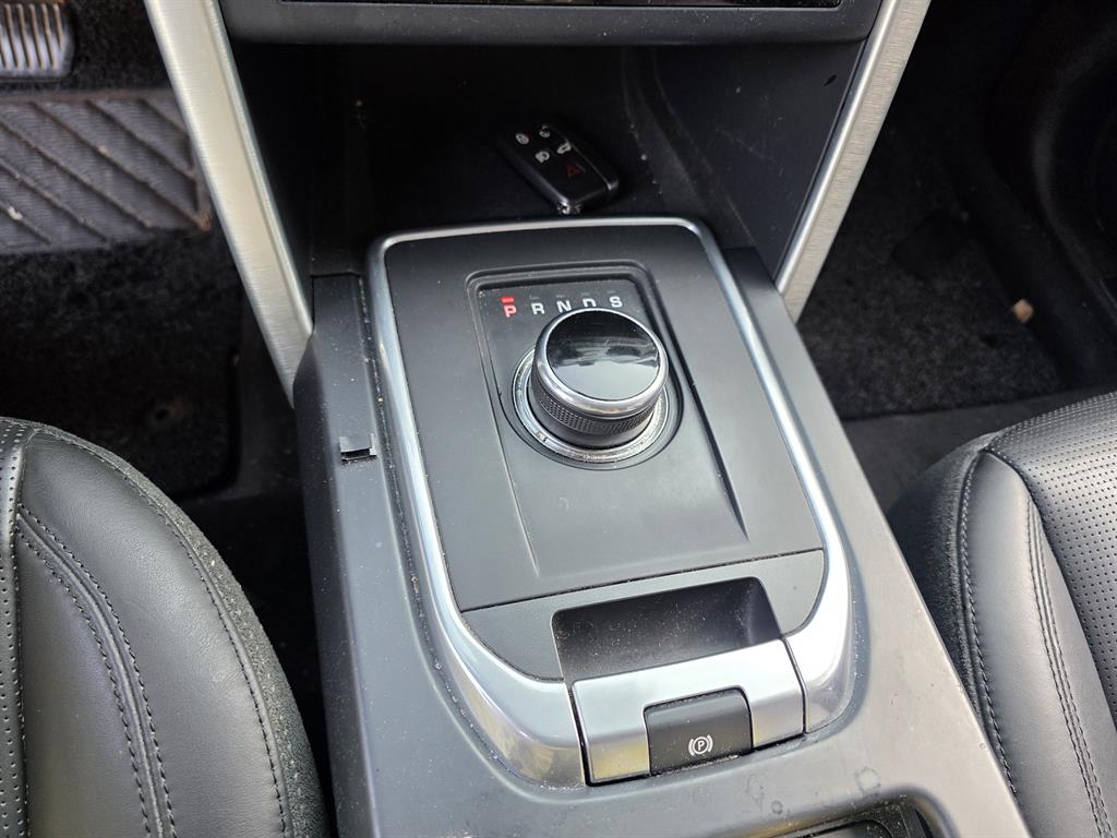 Land Rover Discovery Sports - Vista 11