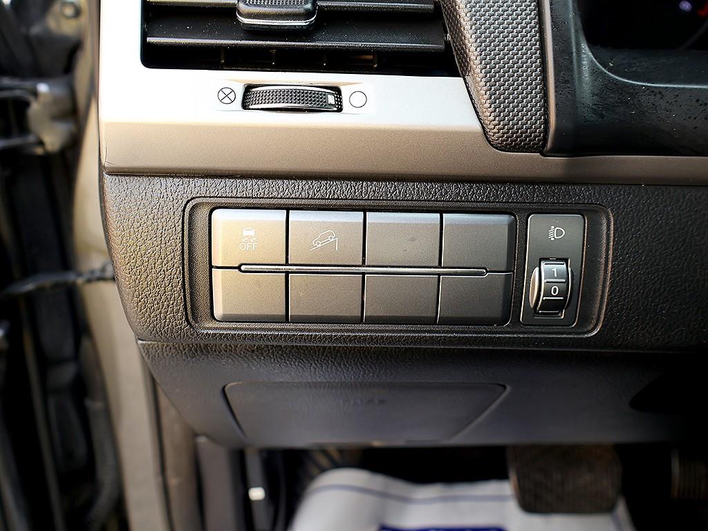 Ssangyong Rexton 2018 Gris - Importación desde Corea - HF Imports Iquique - Foto 12