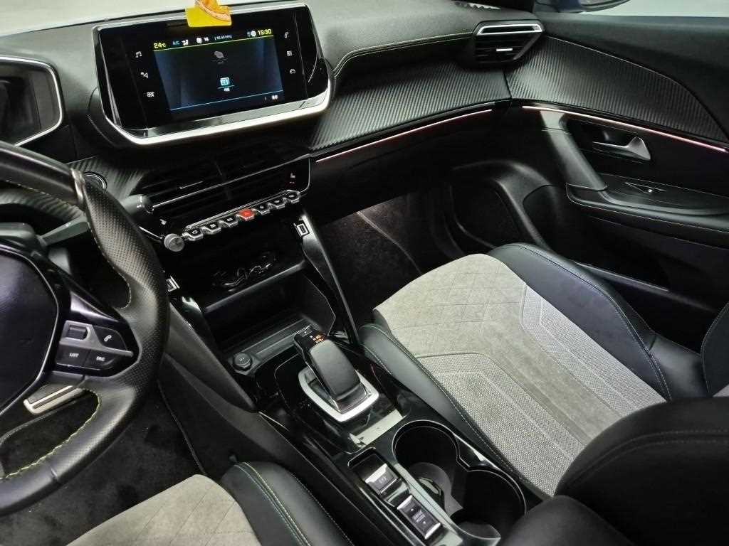 Peugeot 2008 - Vista 10