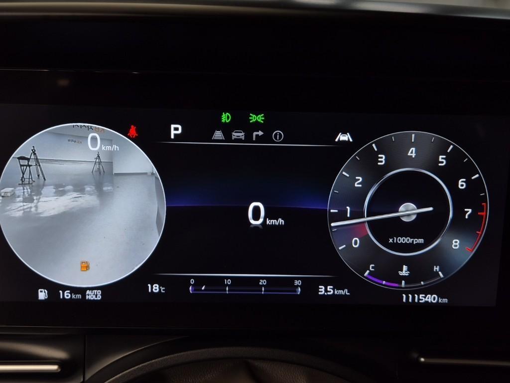 KIA Carnival - Vista 6