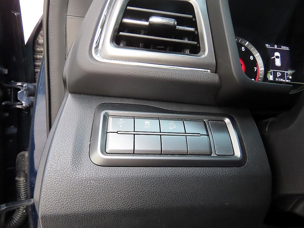 Ssangyong Tivoli - Vista 12