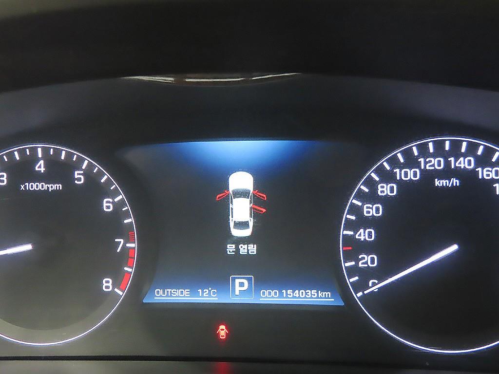 HYUNDAI Equus - Vista 11