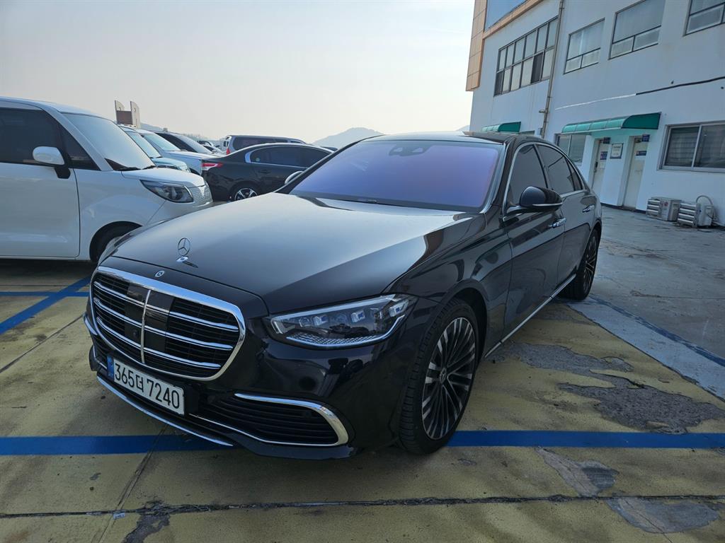 Mercedes Benz S Class 2021 Negro - Importación desde Corea - HF Imports Iquique - Foto 1