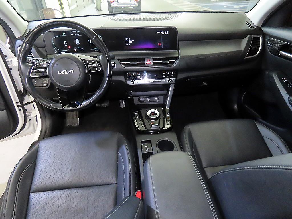 KIA Seltos - Vista 10