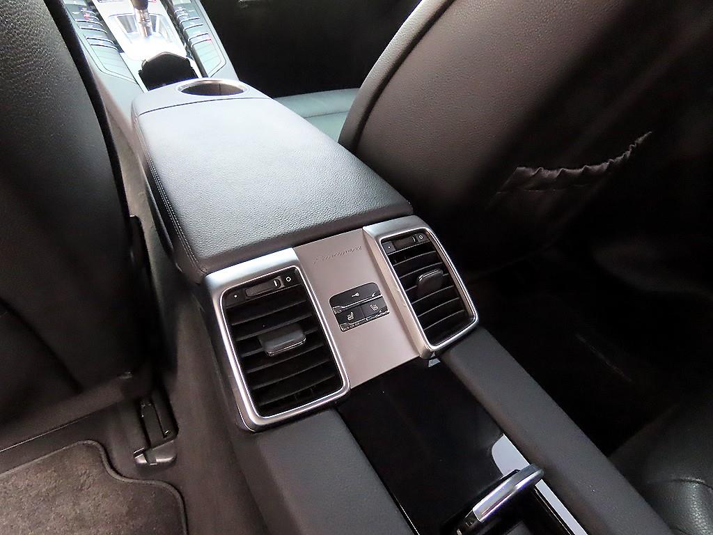 Porsche Panamera 2011 Negro - Importación desde Corea - HF Imports Iquique - Foto 14
