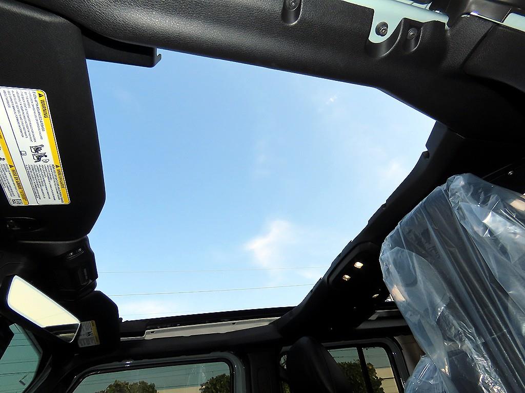 Jeep Wrangler 2024 Verde - Importación desde Corea - HF Imports Iquique - Foto 17