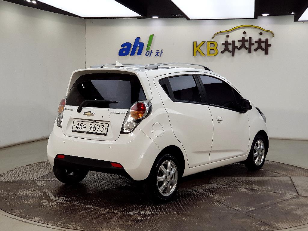 Chevrolet Spark - Vista 4