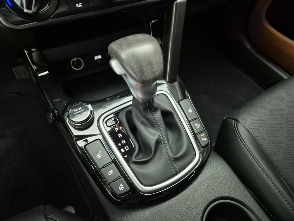 KIA Seltos - Vista 8